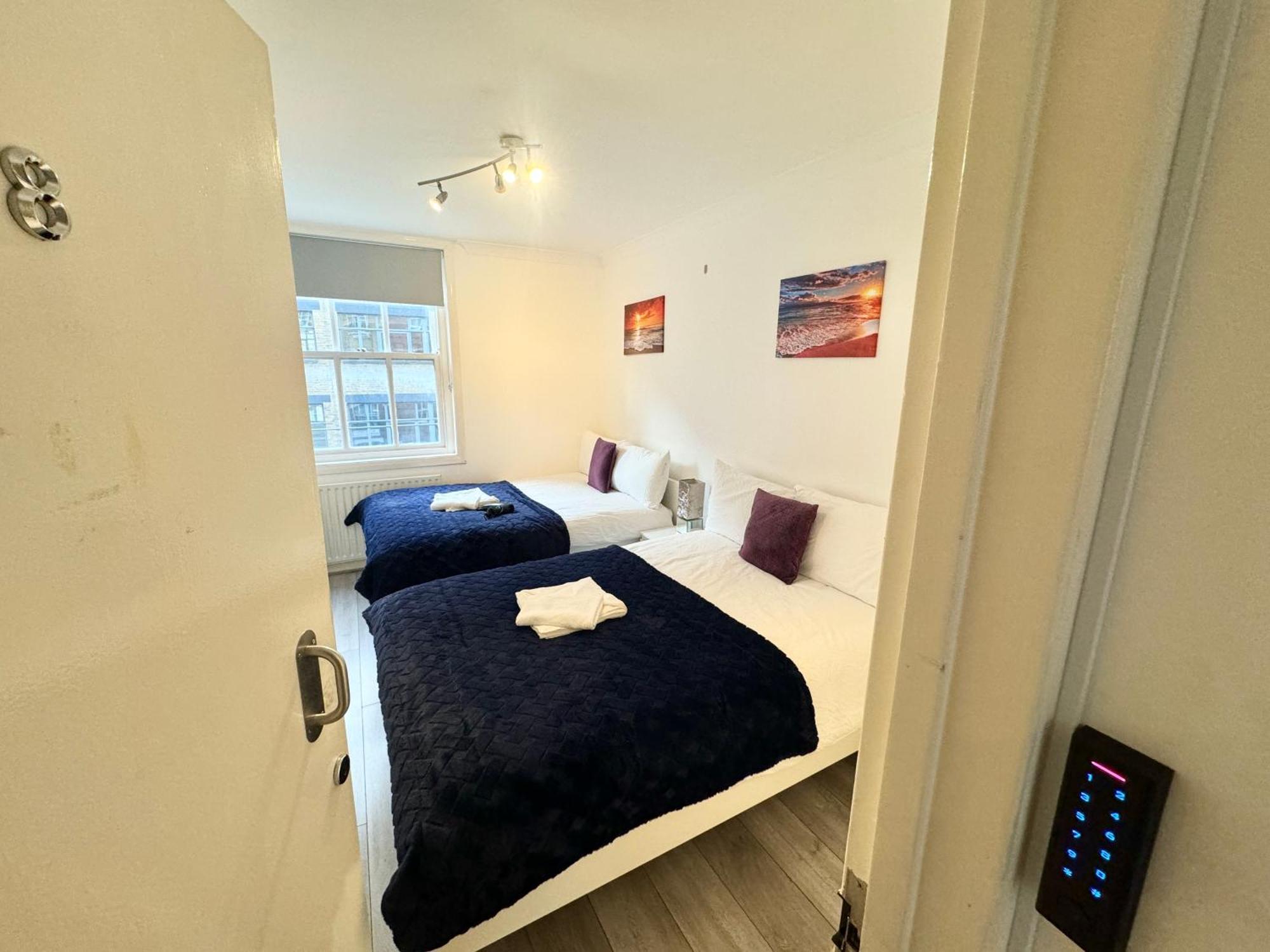 Homestay King's Cross Station Central Private Flat4 *